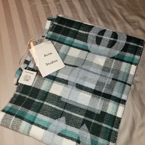 NWT Acne Studios Green Plaid Wool Scarf 100% Wool